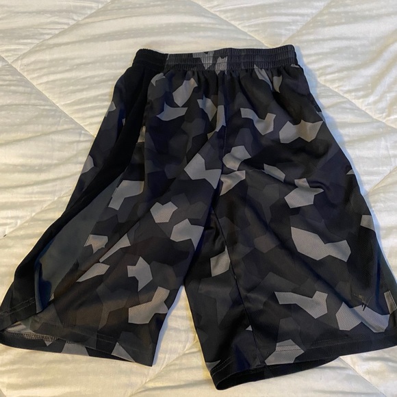 Boys Old Navy shorts